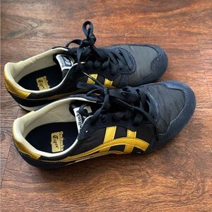 Onitsuka Tiger by Asics Serrano shoes